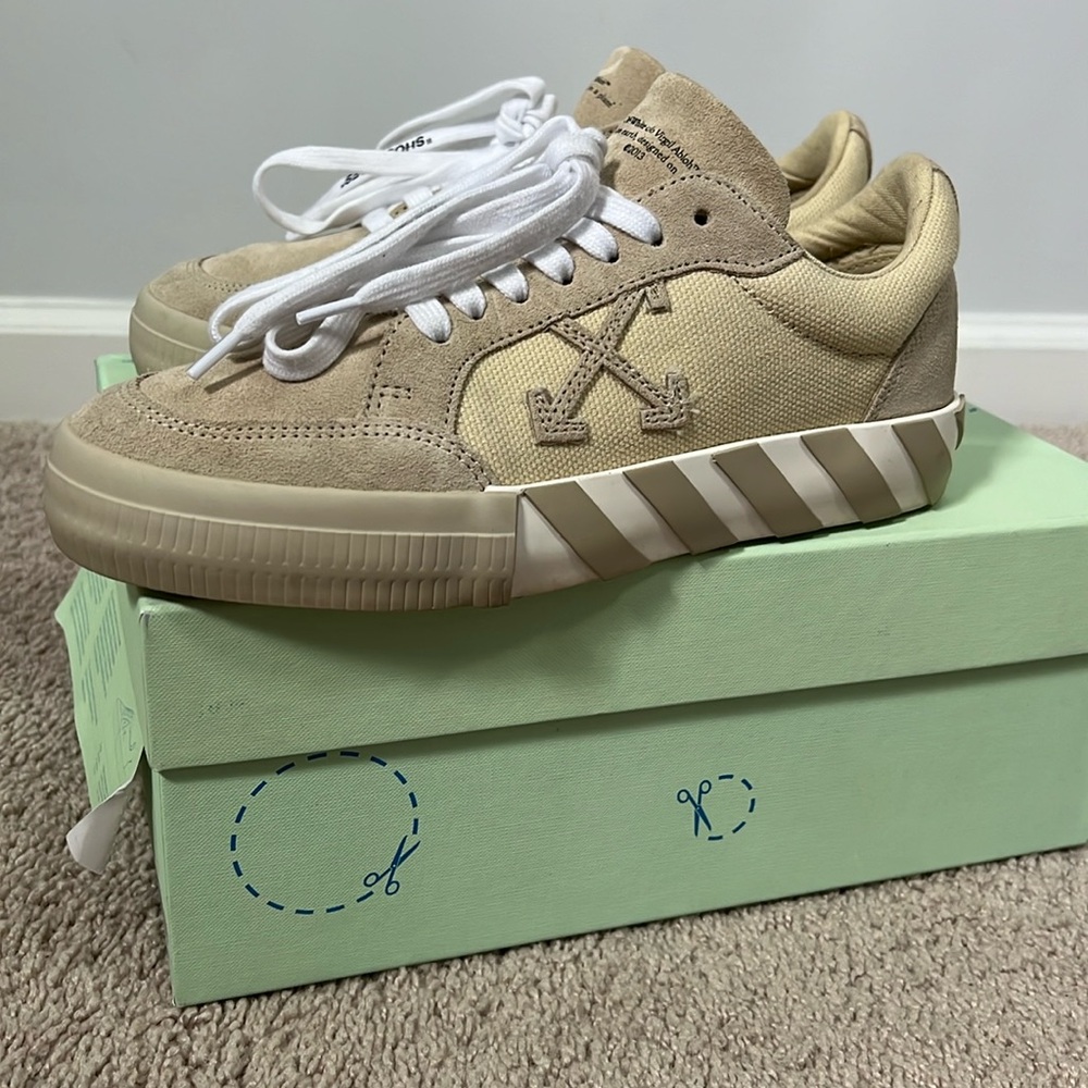 Off White Low Vulcanized Canvas/ Suede Beige